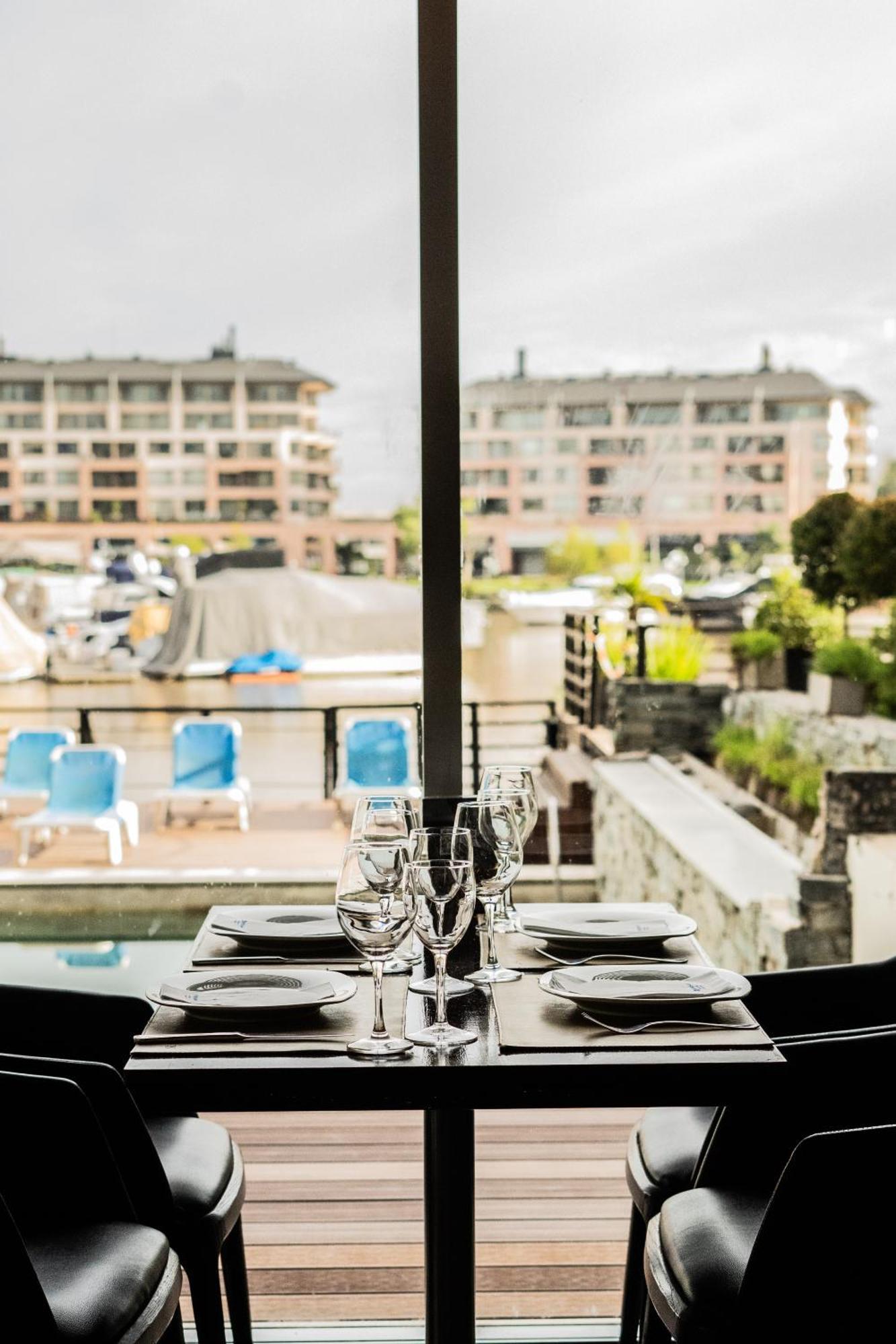 Wyndham Nordelta Tigre - Buenos Aires Exterior foto The view from the restaurant